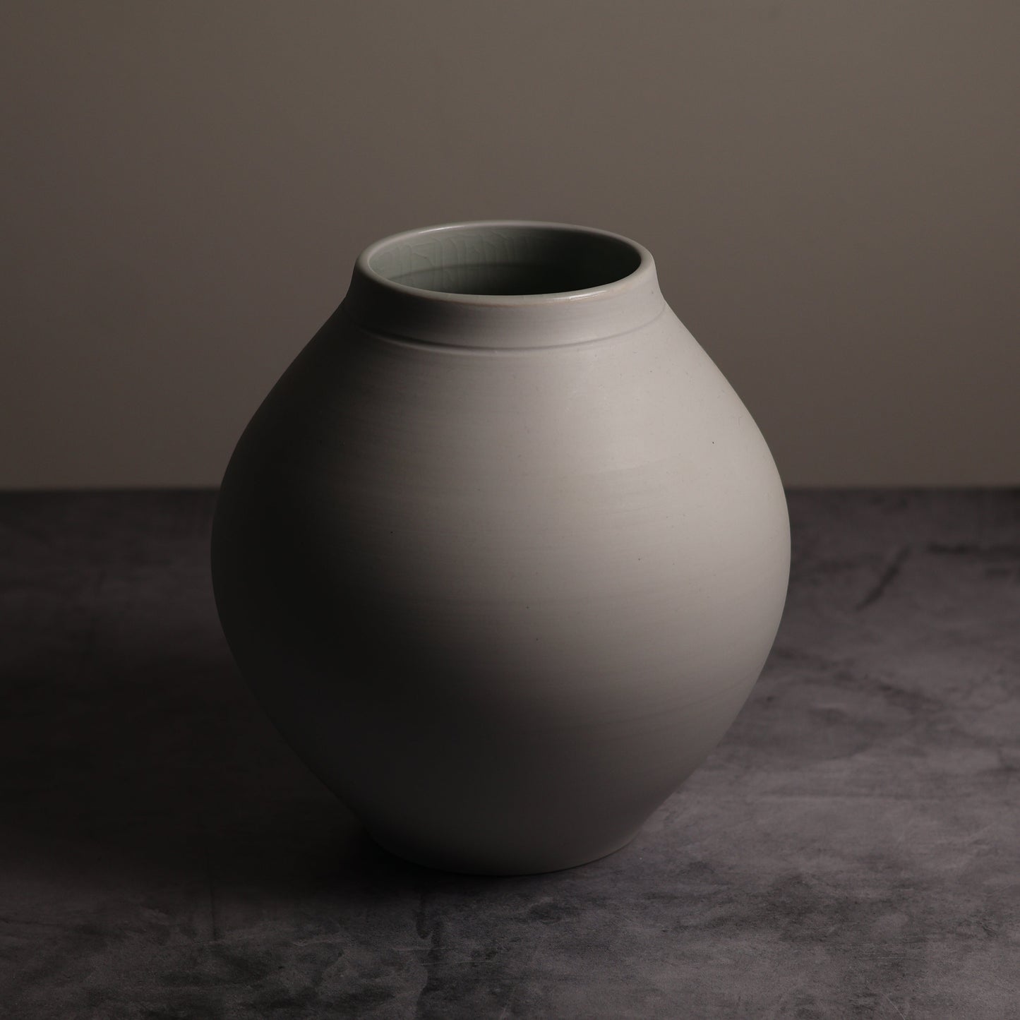 Porcelain Vase 3