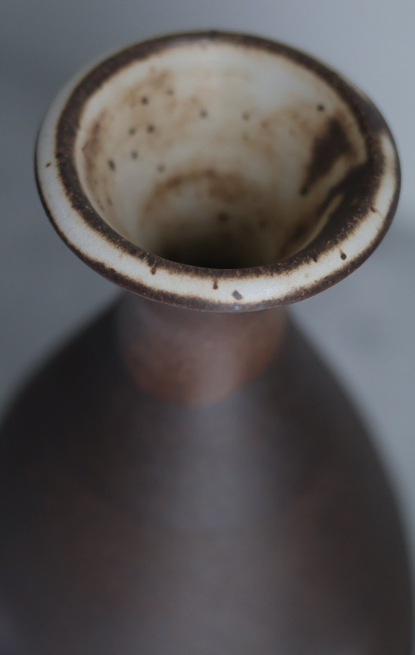 Dark Brown - Vase 2
