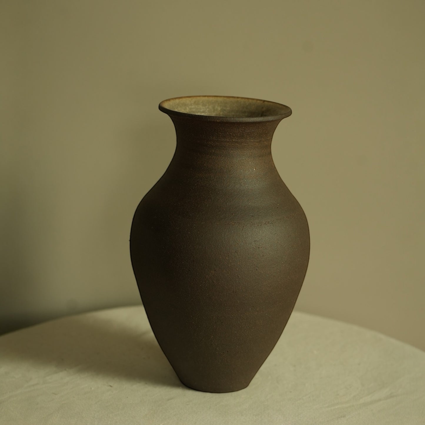 Black Mountain Vase 4
