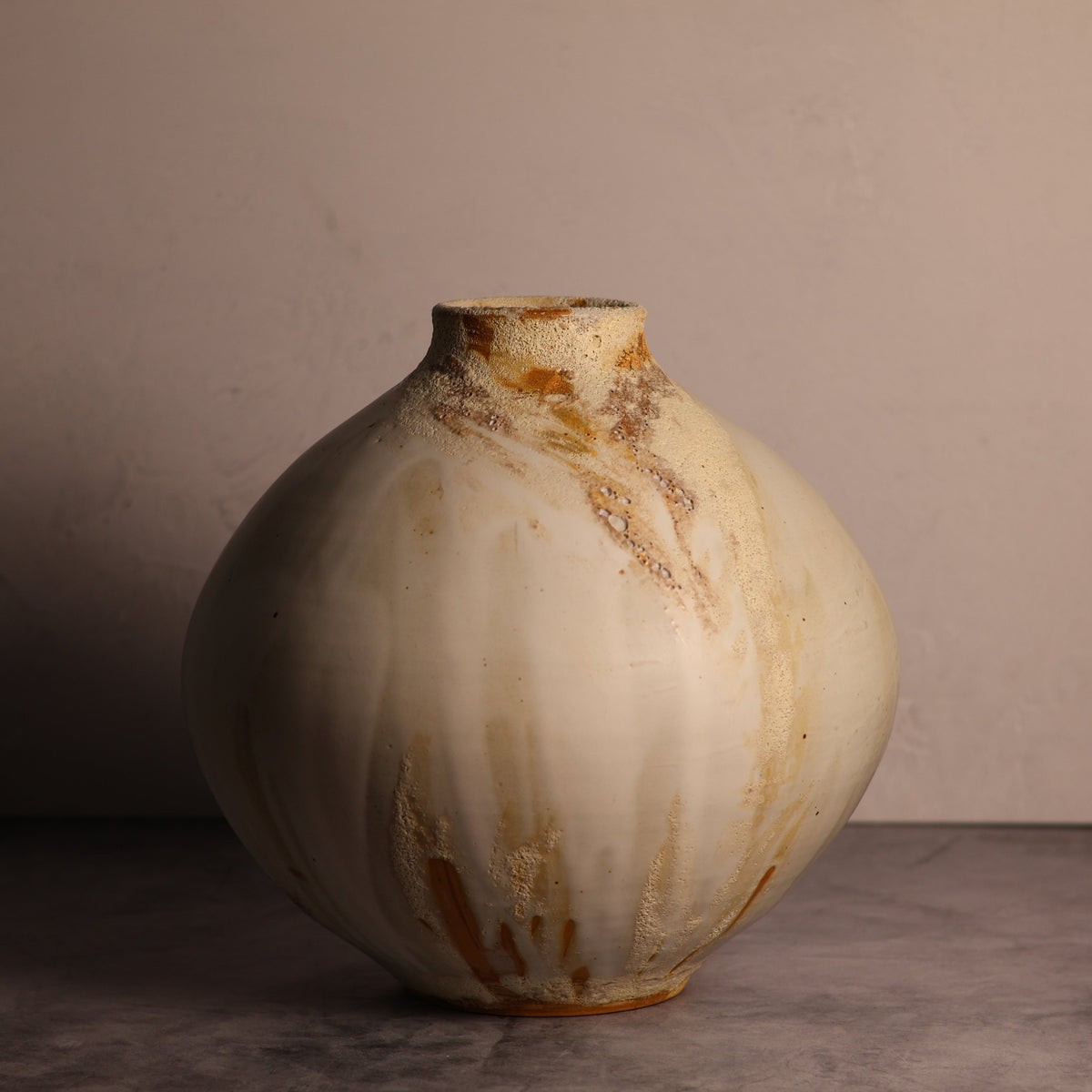 Artifact Vase 4