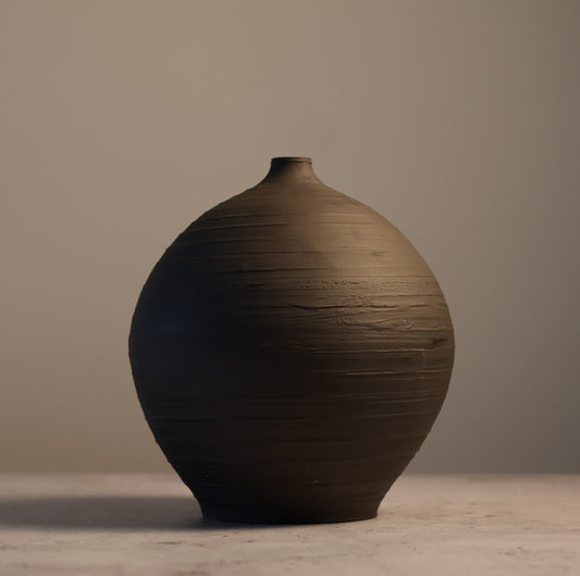 Matte Black - Textured Vase 1