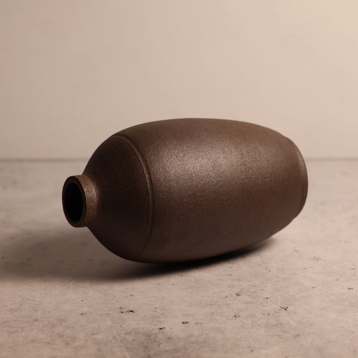 Dark Brown - Vase 5