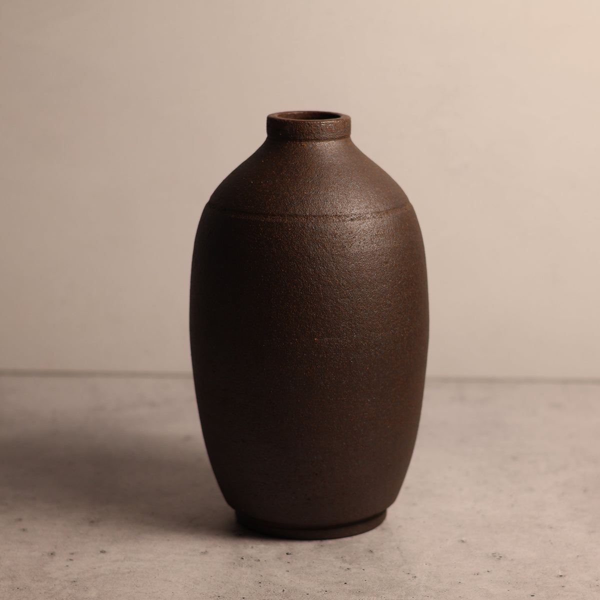 Dark Brown - Vase 5