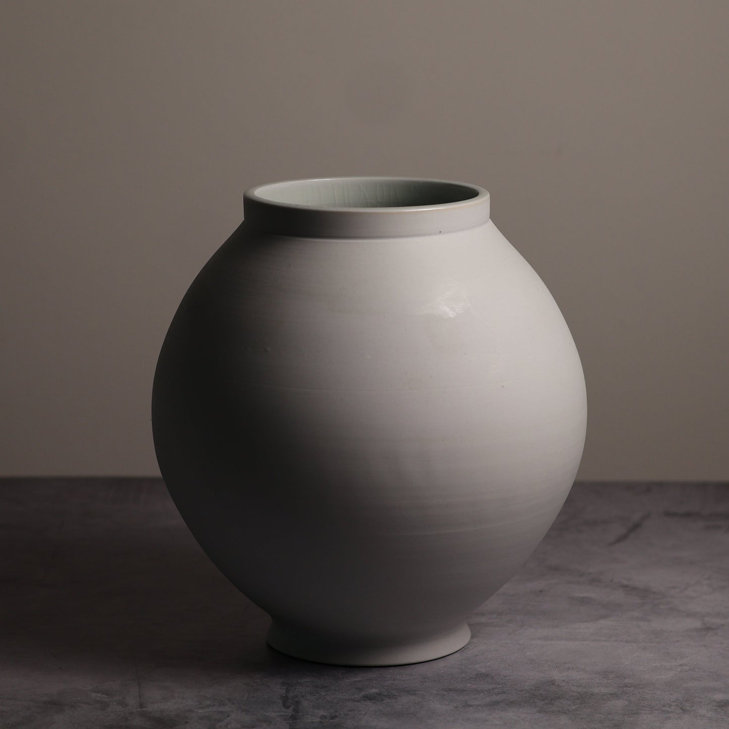 Porcelain Vase 4