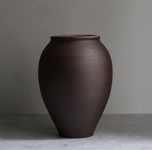 Dark Brown - Vase 1