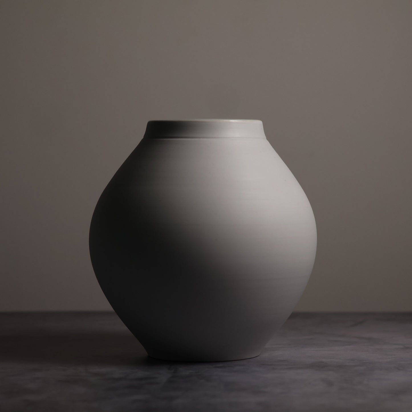 Porcelain Vase 3