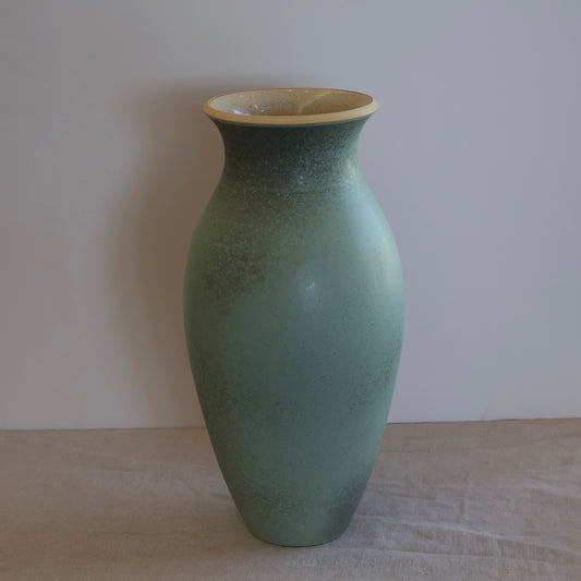 CA Vase 5